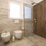 House 2247 Μεντουλίν