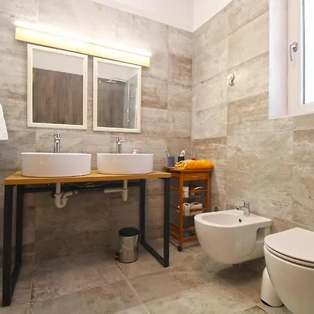 بيت للعطل House 2247 ميدولين